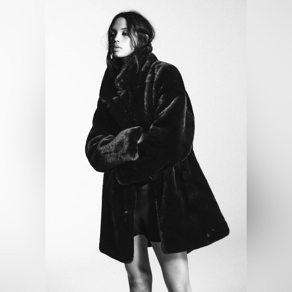 ZARA FAUX FUR COAT NEW - Picture 6 of 9